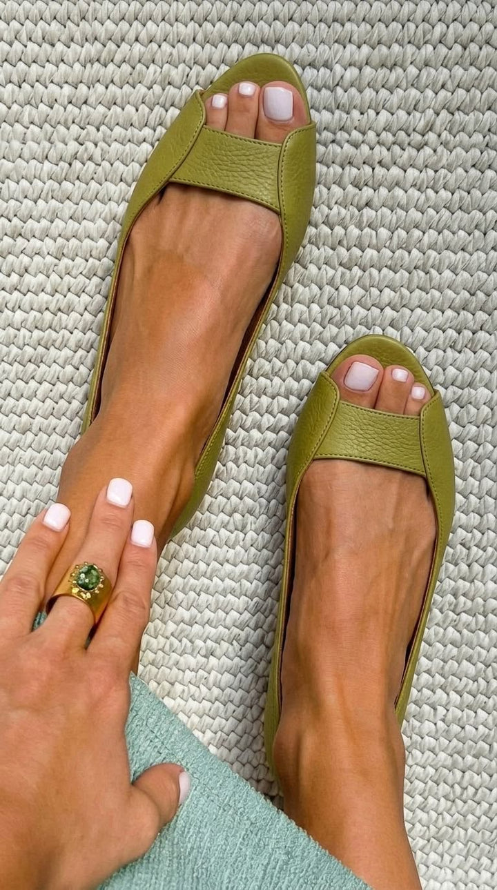 Naya | Golden Comfort Chic Sandals