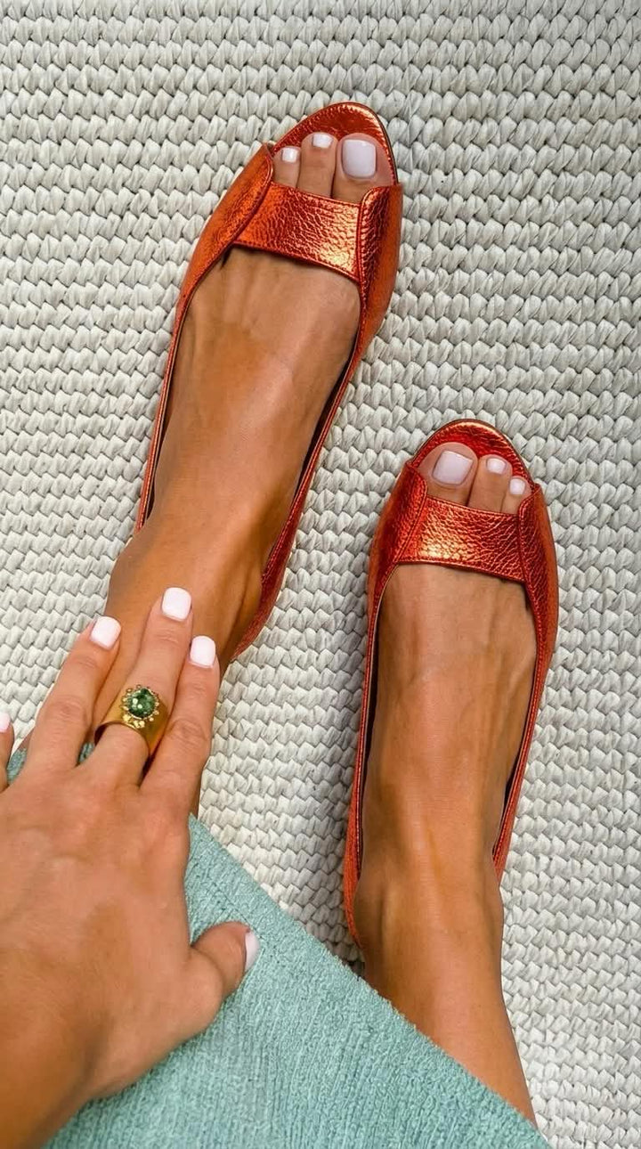 Naya | Golden Comfort Chic Sandals